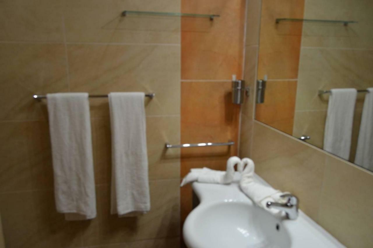 Luxury Apartment Cristianos Beachfront Лос Кристианос Экстерьер фото